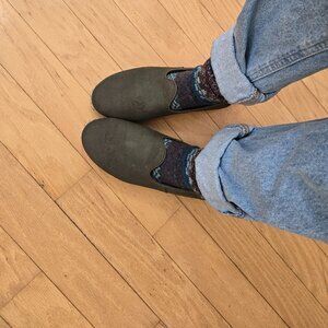 Charix | minimalist olive green nubuck leather boho slip-on loafers | WMS 10